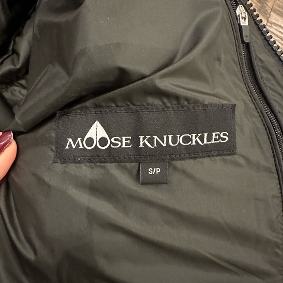 Authentic Moose Knuckles.  Never been used. - Picture 9 of 16